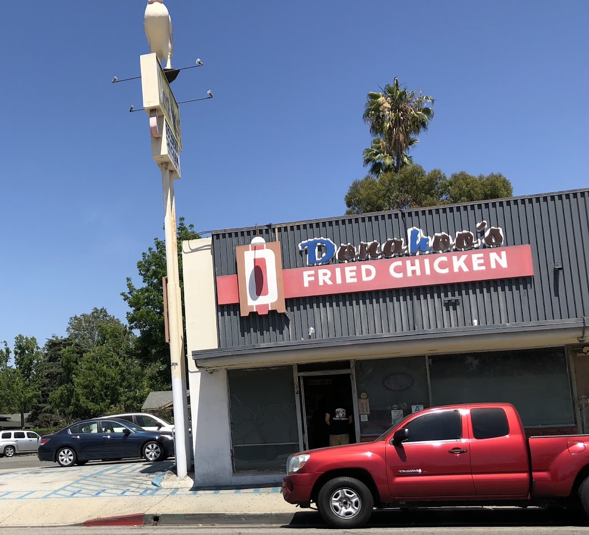 Donahoo's Golden Chicken